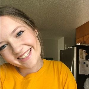 Meet your Posher, Madeline